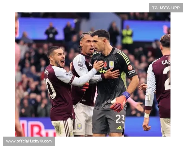 英超:维拉对阵伯恩茅斯,马丁内斯扑点保住零封 英超:维拉对阵伯恩茅斯,马丁内斯扑点保住零封